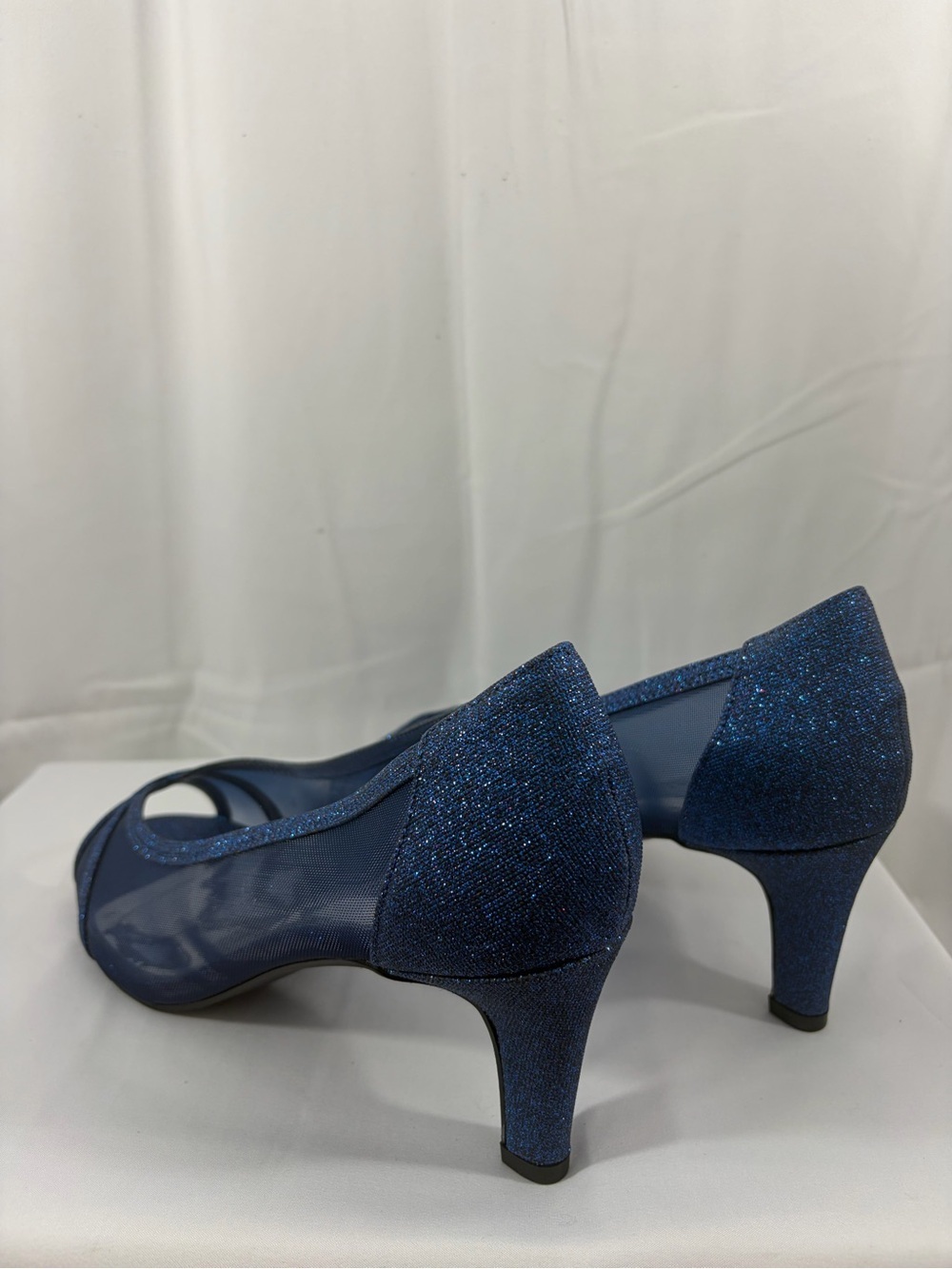 NWT Easy Street Women’s Size 10W Blue Glitter Peep-Toe Pump Heels - Picture 5 of 8